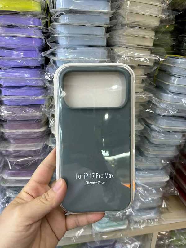 Чехол Silicone Case для iPhone 17 Pro Max Зеленый